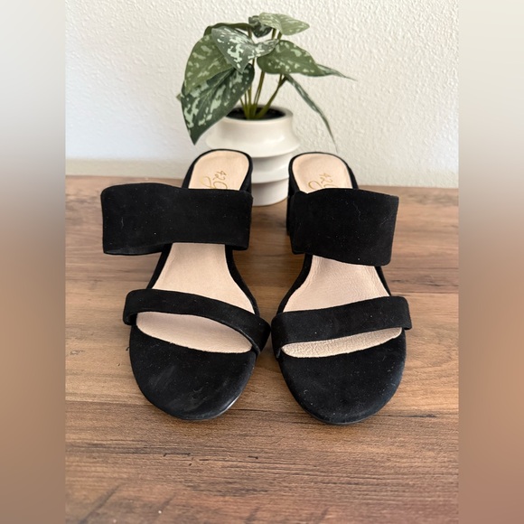 42 GOLD Shoes - 42 gold liya slide sandals with block heel in suede black size 8.5/39.